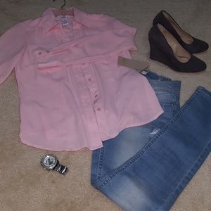 Pretty pink blouse. Great with Jeans or leggins